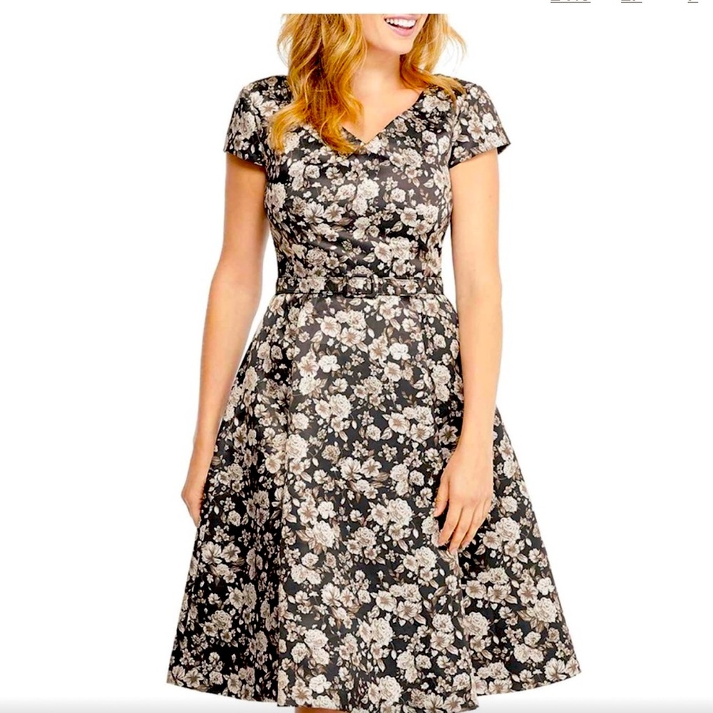 Gal Meets Glam Elle Brightex Duchess Satin Dress